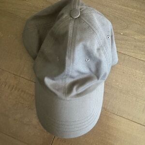 Lululemon Athletica Charcoal Cap